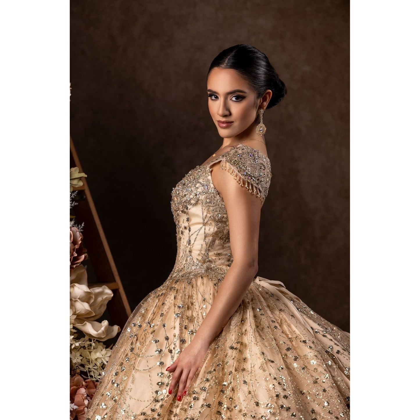 https://cdn.shopify.com/s/files/1/0062/5351/0738/files/553A1126.jpg?v=1740768224