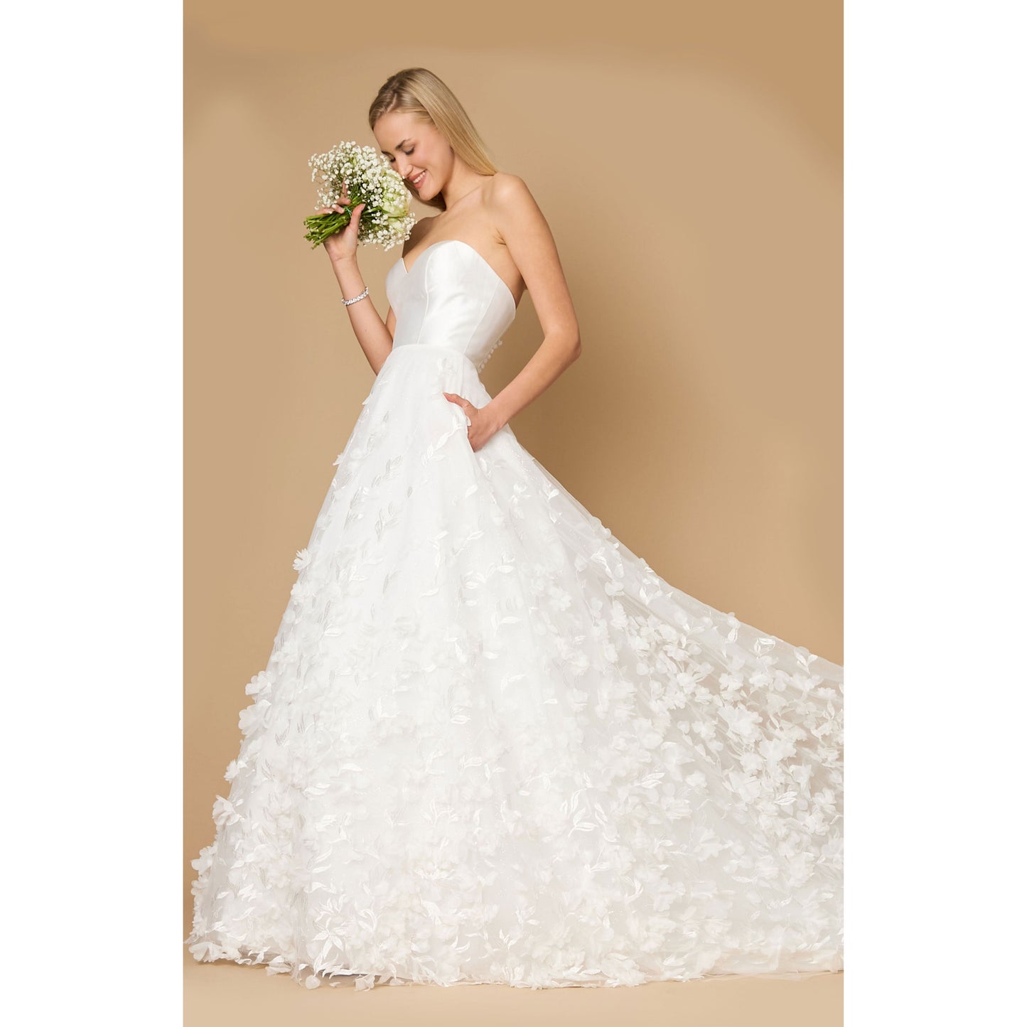 https://cdn.shopify.com/s/files/1/0062/5351/0738/files/DD345-1253-Longer.jpg?v=1740768024