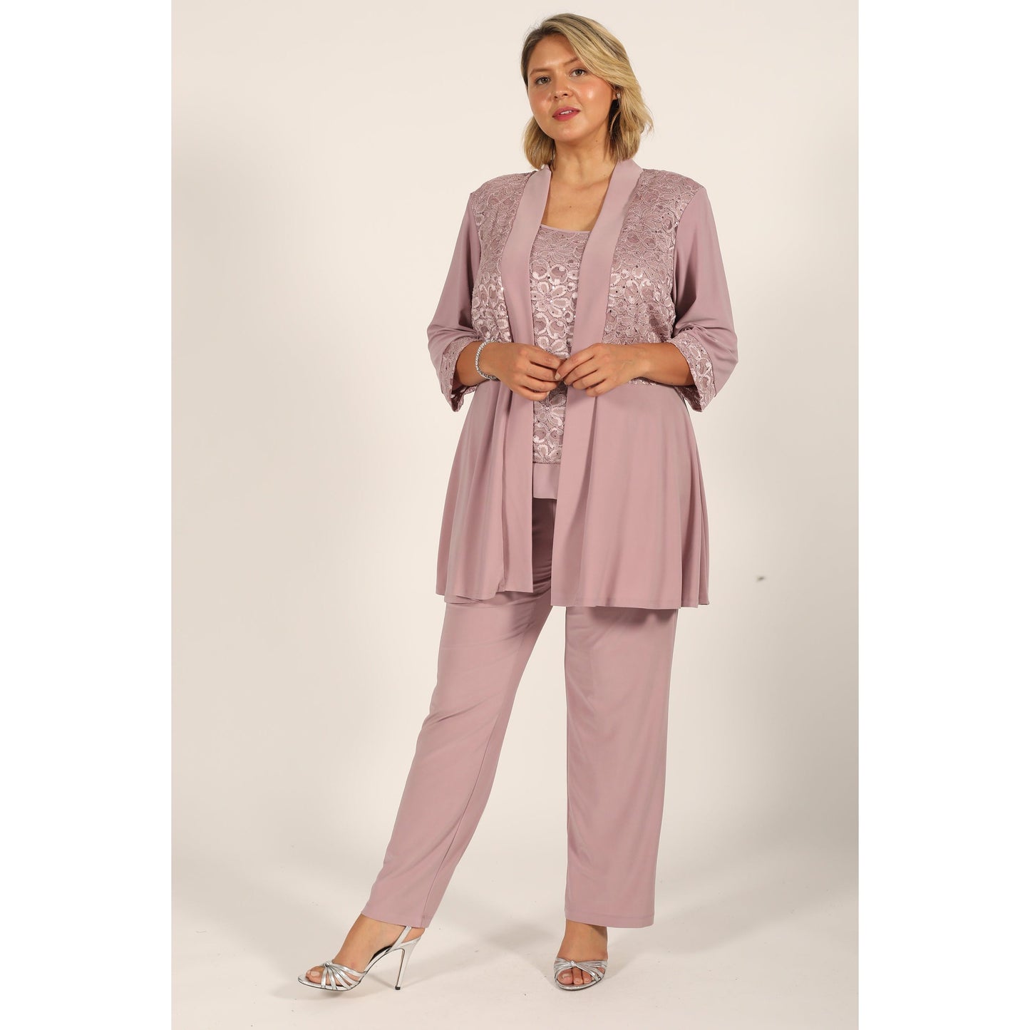 https://cdn.shopify.com/s/files/1/0062/5351/0738/products/RM7772W_Mauve_1_81d27112-ca83-44e3-a3d3-ad88fe5ea77a.jpg?v=1740768456