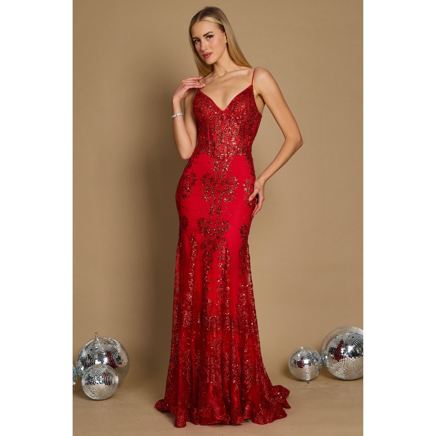 https://cdn.shopify.com/s/files/1/0062/5351/0738/files/DD1238_RED_4_d290a73a-d81f-46ed-93bb-5f7574217a33.jpg?v=1740768087