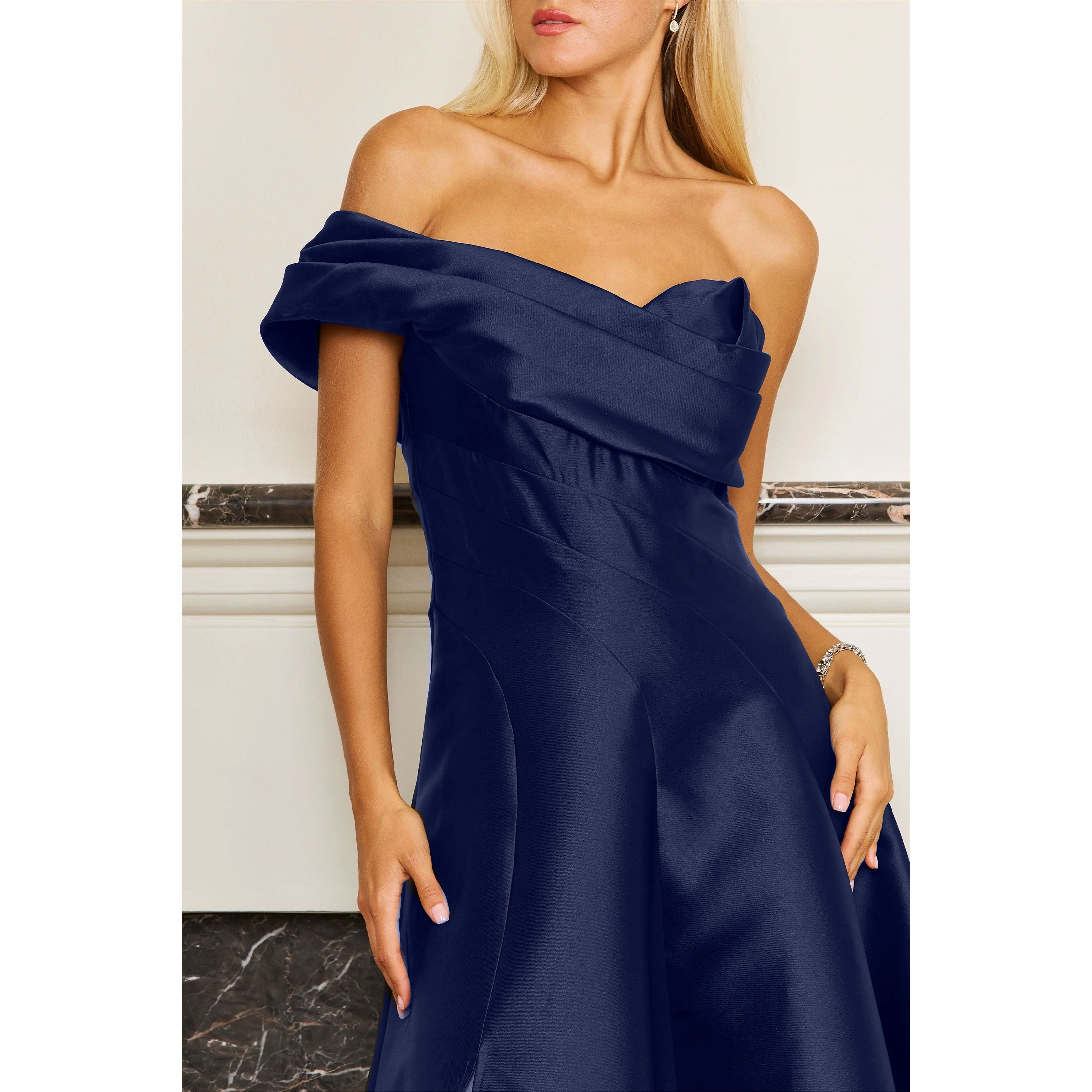 https://cdn.shopify.com/s/files/1/0062/5351/0738/files/DD1277_NAVY_2_0a5d1912-40dd-4423-ad7a-6cb2e02683d0.jpg?v=1741653950