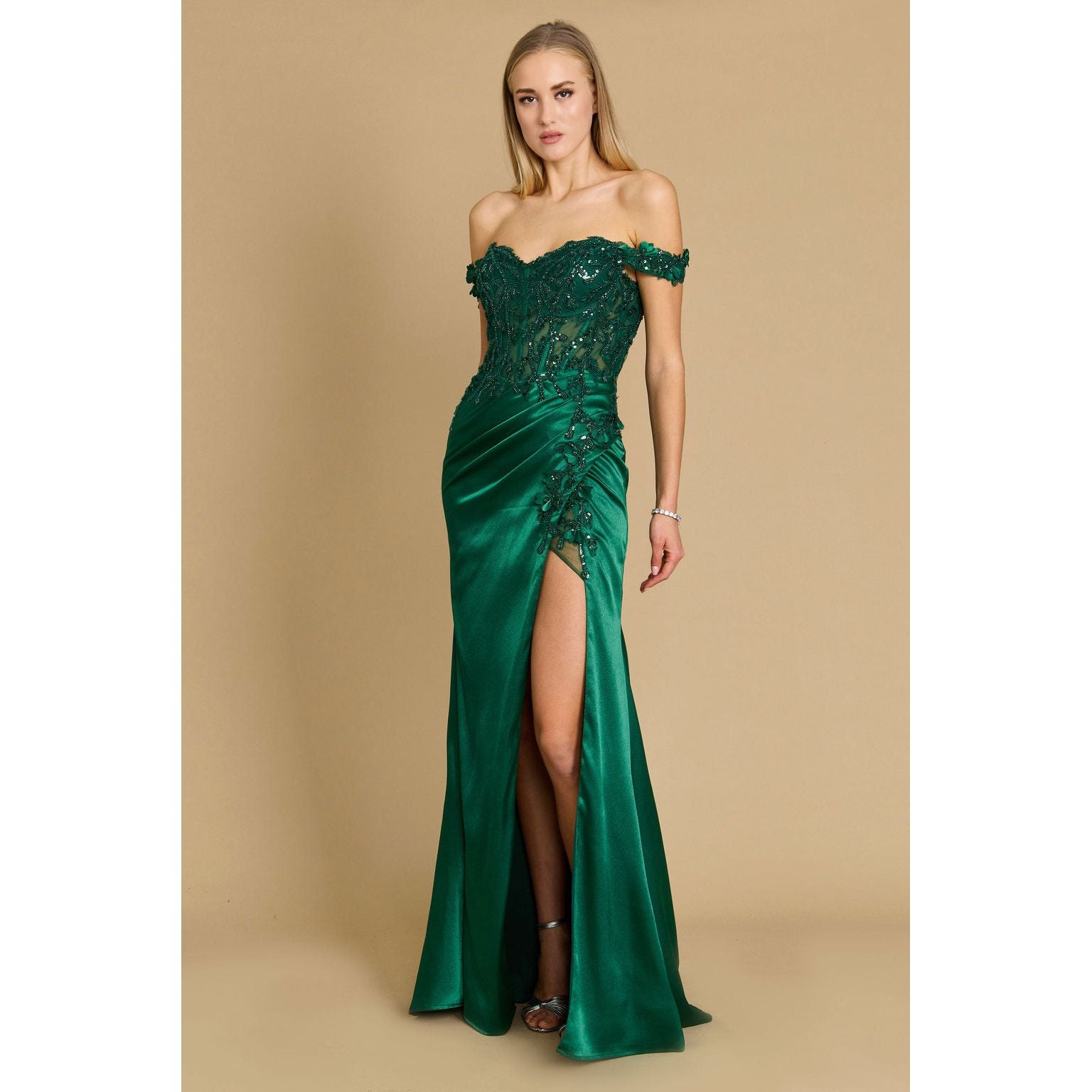 https://cdn.shopify.com/s/files/1/0062/5351/0738/files/DD1286_Emerald_1_be1423b5-7bfd-4f48-b4d3-c0ffb3e11b6b.jpg?v=1741662304