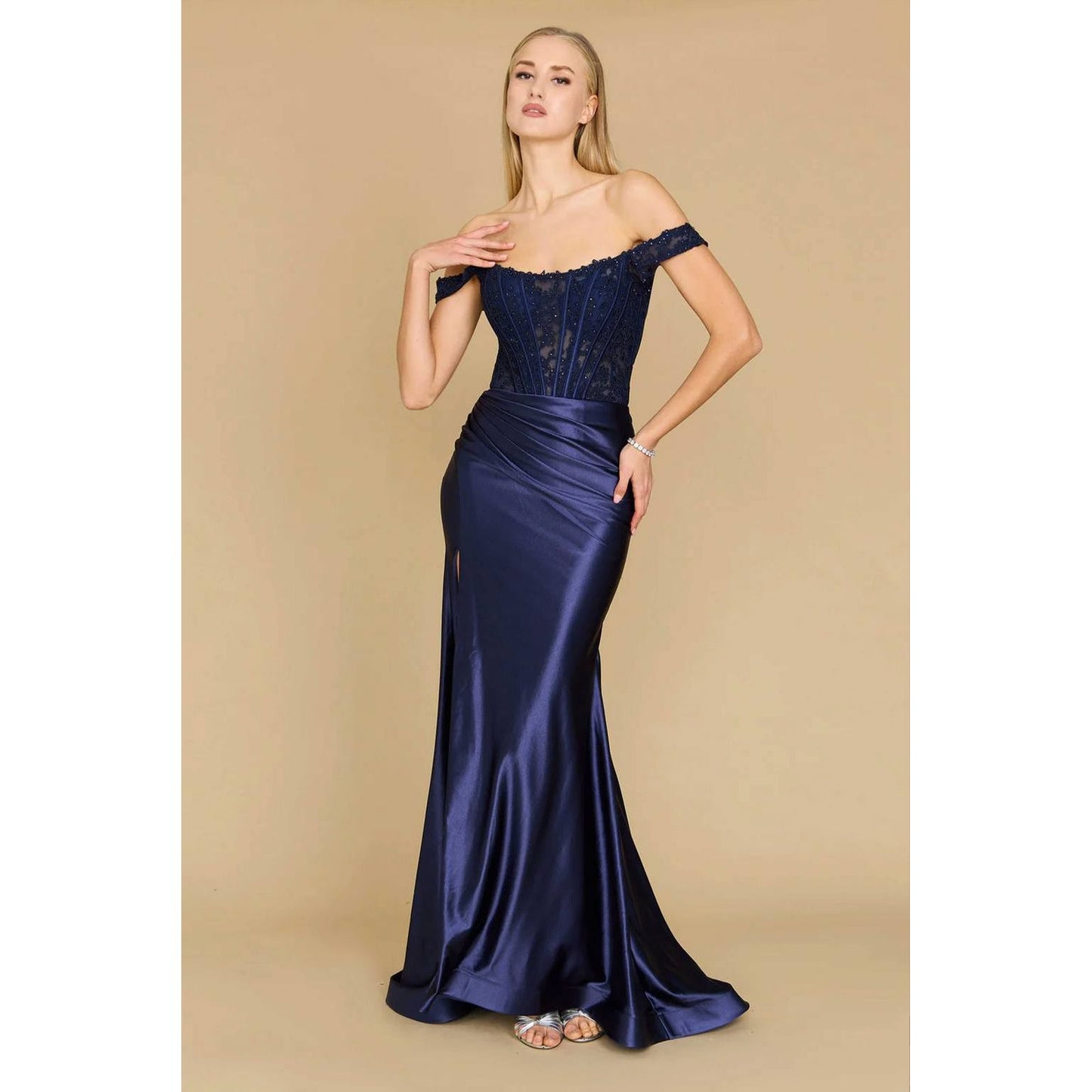 https://cdn.shopify.com/s/files/1/0062/5351/0738/files/DD1340_Navy_2_21a2c300-a14d-4dad-972b-ce61cff58d79.jpg?v=1740768057