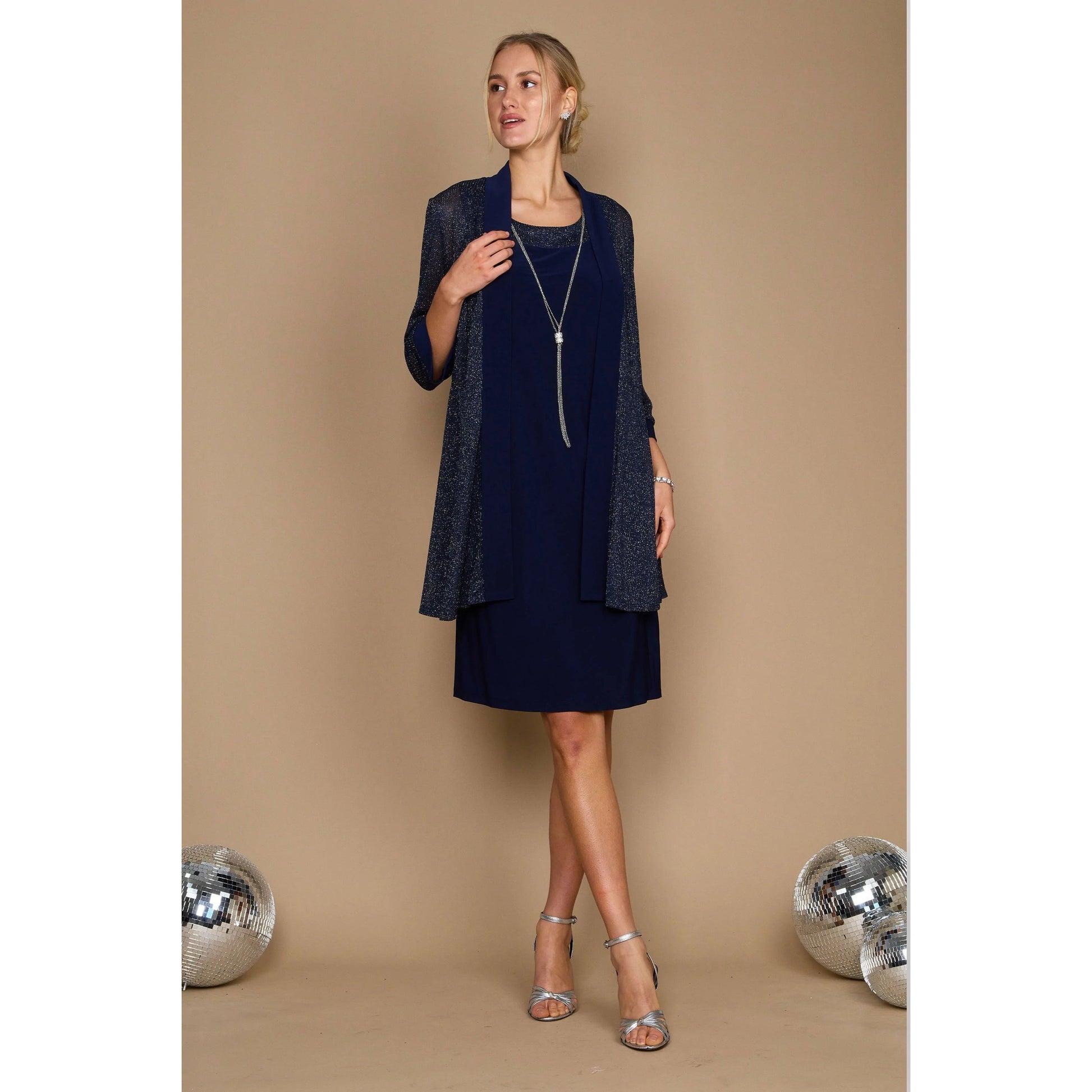 https://cdn.shopify.com/s/files/1/0062/5351/0738/products/RM1873WGLitter_Navy_3_3083d037-4e23-4c5a-99ae-20f14cd53dac.jpg?v=1740768367
