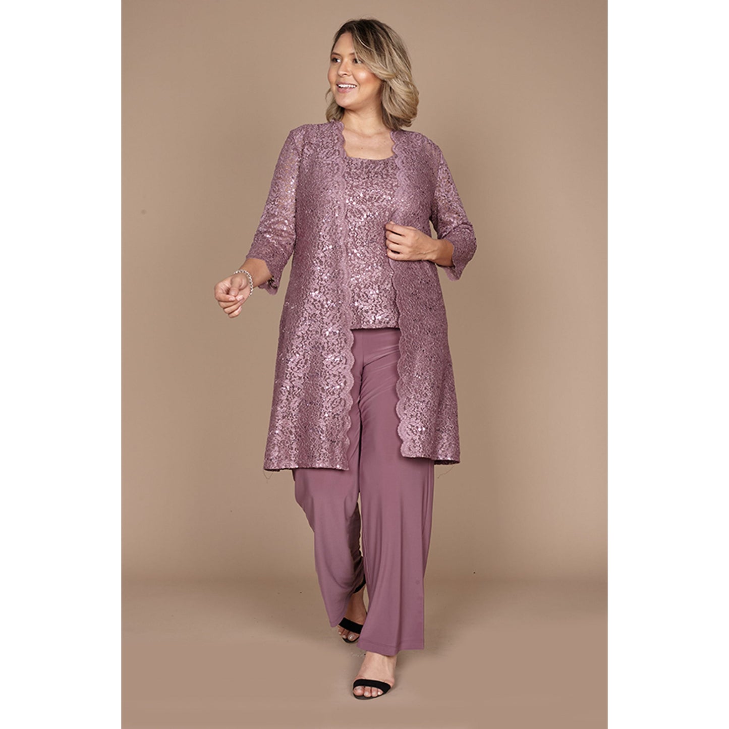 https://cdn.shopify.com/s/files/1/0062/5351/0738/products/RM1993_DarkRose_2.jpg?v=1740768429