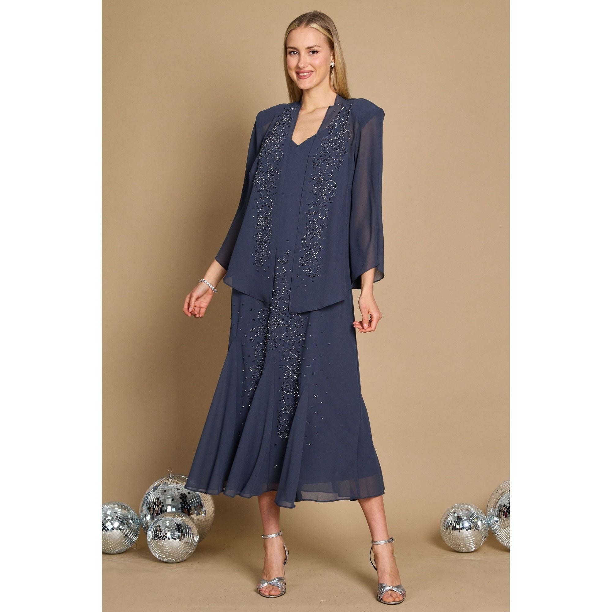 https://cdn.shopify.com/s/files/1/0062/5351/0738/products/RM358260_charcoal_2.jpg?v=1740768448
