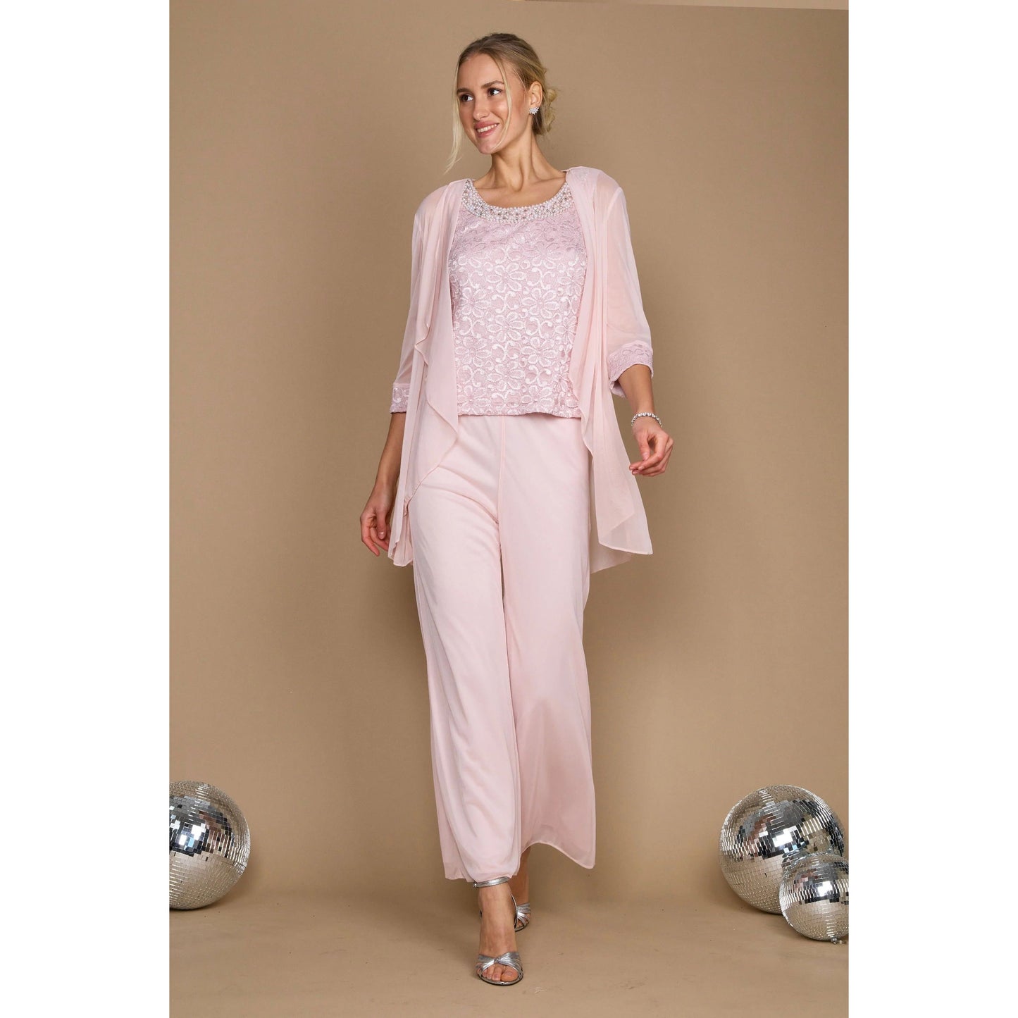 https://cdn.shopify.com/s/files/1/0062/5351/0738/products/RM5008_BLUSH_2_853e5c20-fe2d-45eb-9549-cf2ffa5b15d2.jpg?v=1740768405