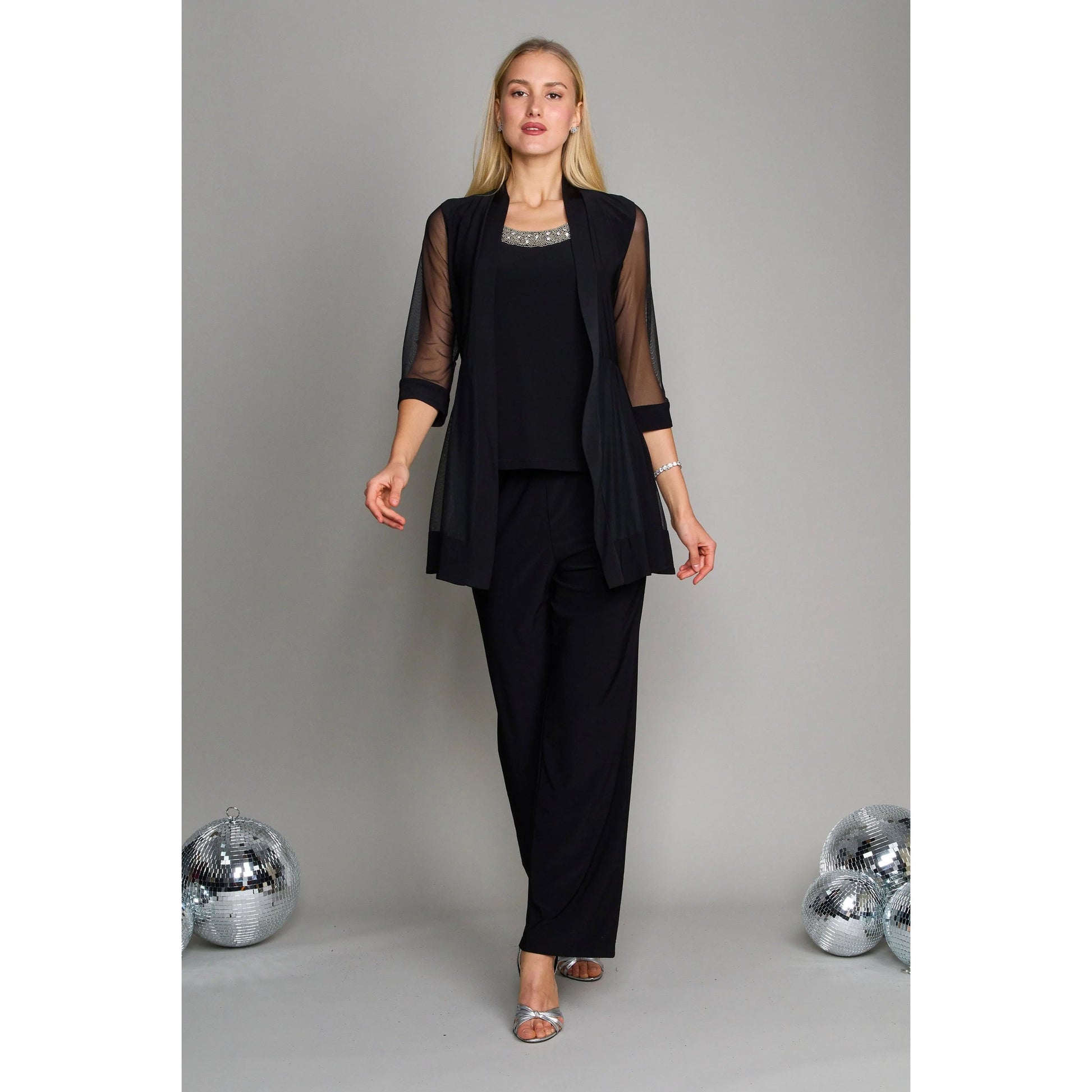 https://cdn.shopify.com/s/files/1/0062/5351/0738/products/RM8764_Black_New_4.jpg?v=1740768461