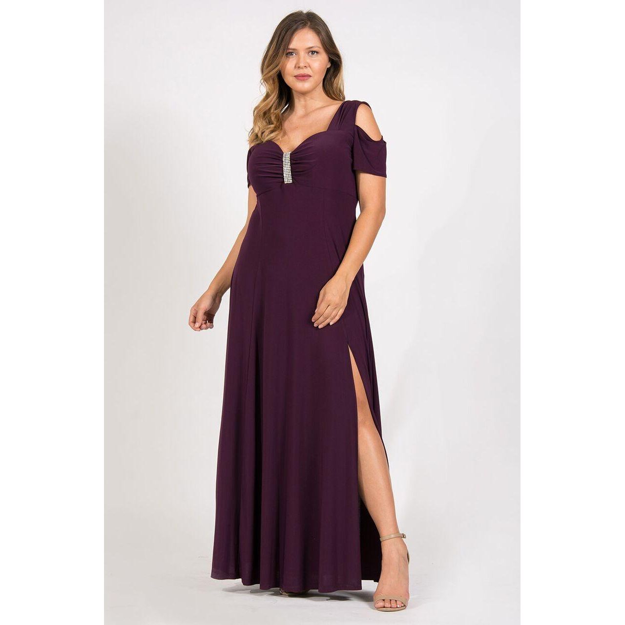 https://cdn.shopify.com/s/files/1/0062/5351/0738/products/randm-richards-long-plus-size-formal-evening-dress-1367w-the-dress-outlet-5.jpg?v=1740768333