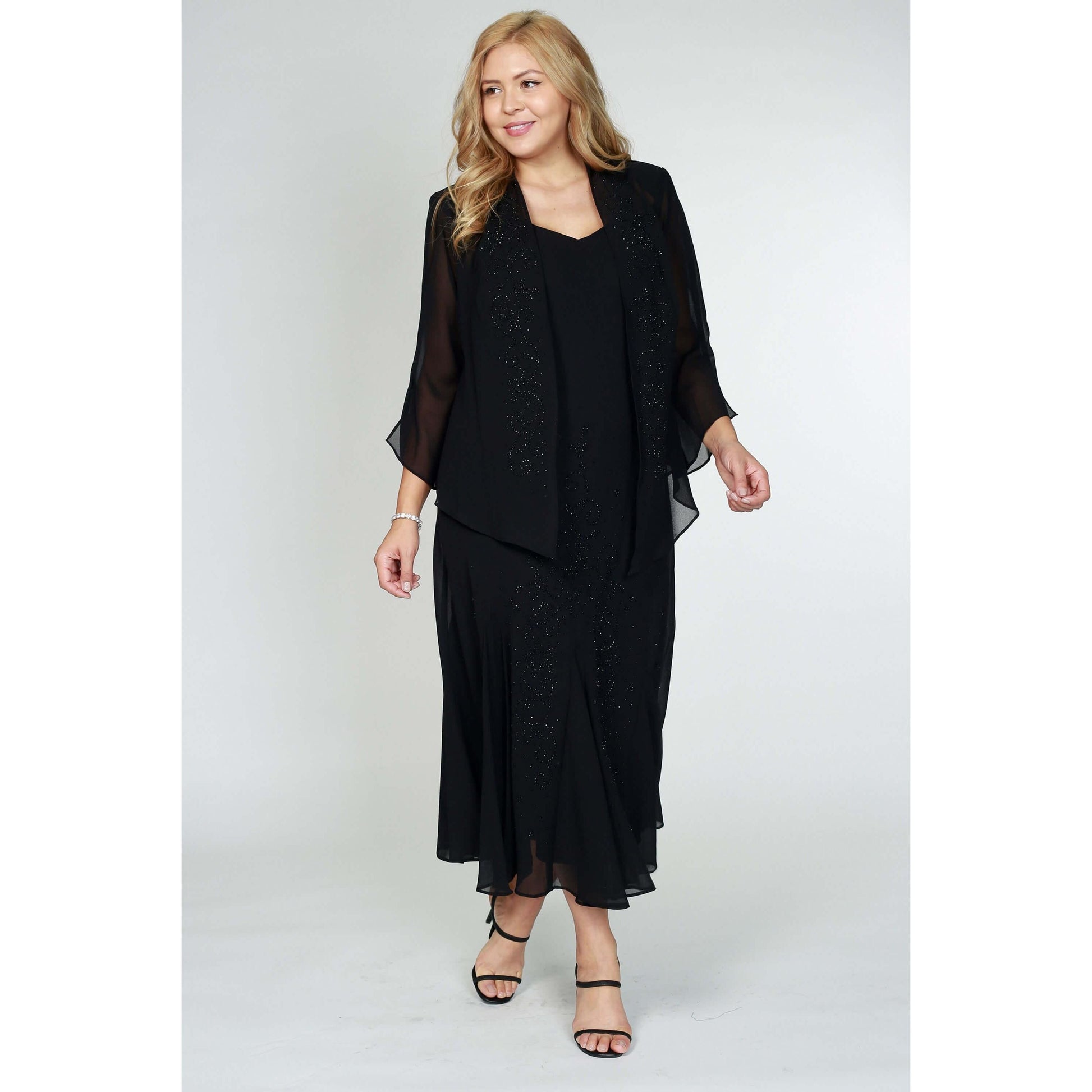 Elegant Plus Size Long Mother of Bride Dress - R&M Richards