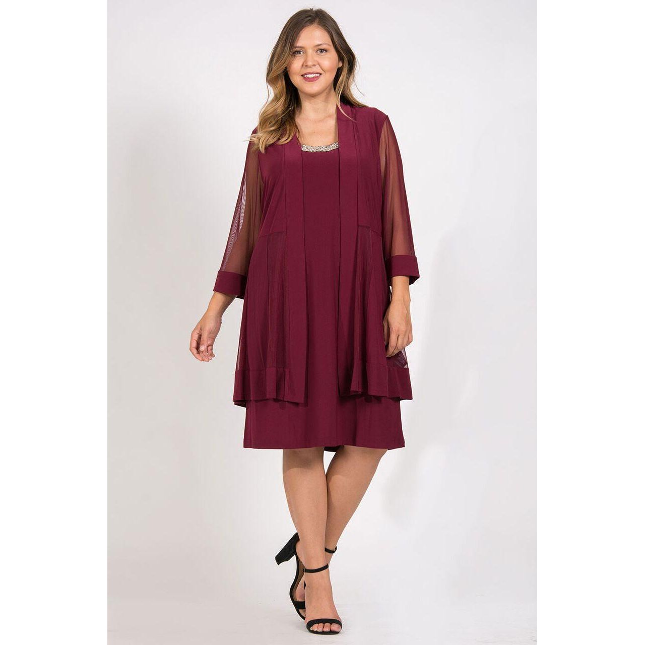 https://cdn.shopify.com/s/files/1/0062/5351/0738/products/randm-richards-short-mother-of-the-bride-plus-size-dress-8442w-the-dress-outlet-6_d96ece2b-c283-4ecd-99e7-687a1d269138.jpg?v=1740768379